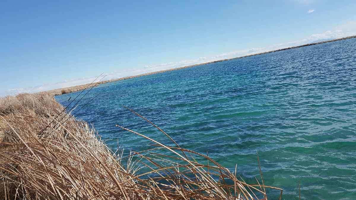 blue lake fishing scenery